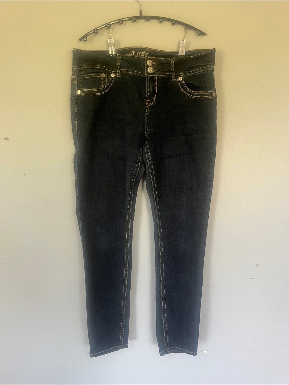 Wallflower Women's Skinny Jeans in Dark Blue with Contrast Stitching 13